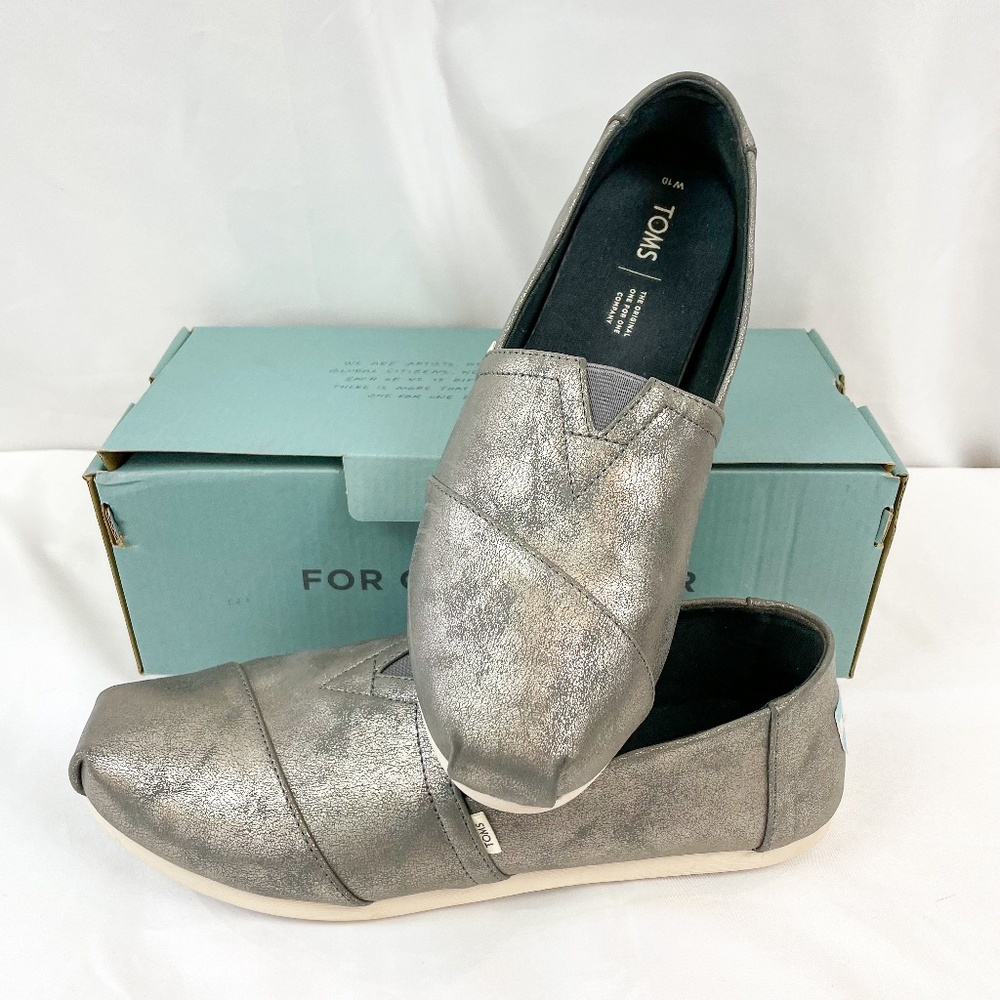 Tom's Classic Forged Iron Synthetic Shimmer Shoe Size 10